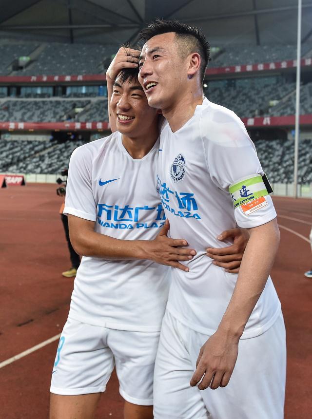 乐鱼体育官网登录-大连一方对阵深圳佳兆业，谁能笑到最后？的简单介绍